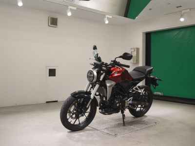 Honda CB250R 2018