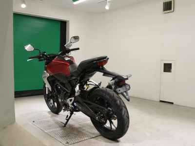 Honda CB250R 2018