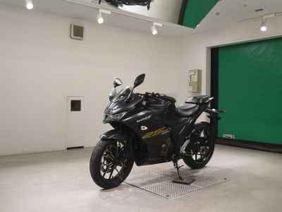 Suzuki Gixxer 250SF