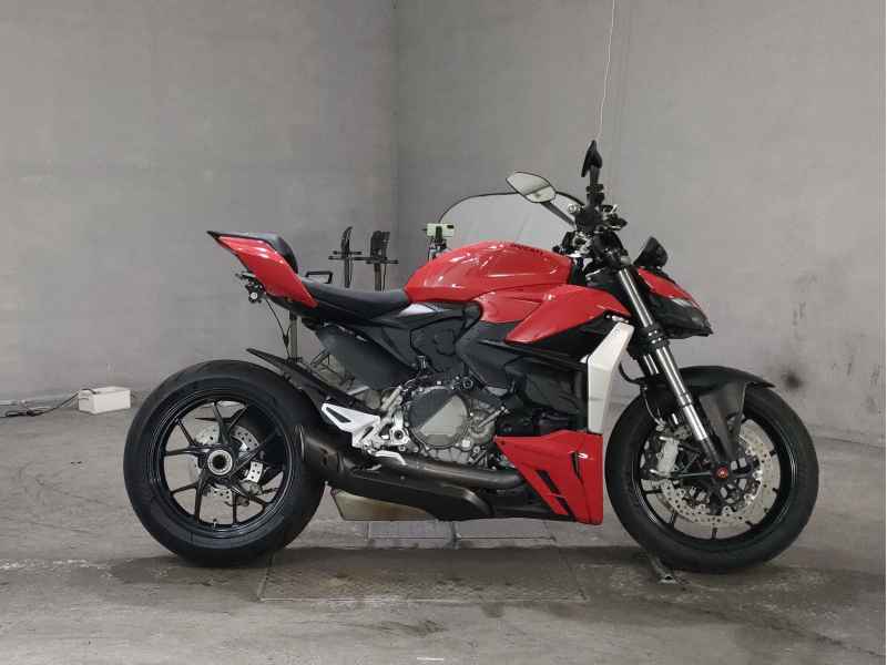 Ducati Streetfighter V2 2023