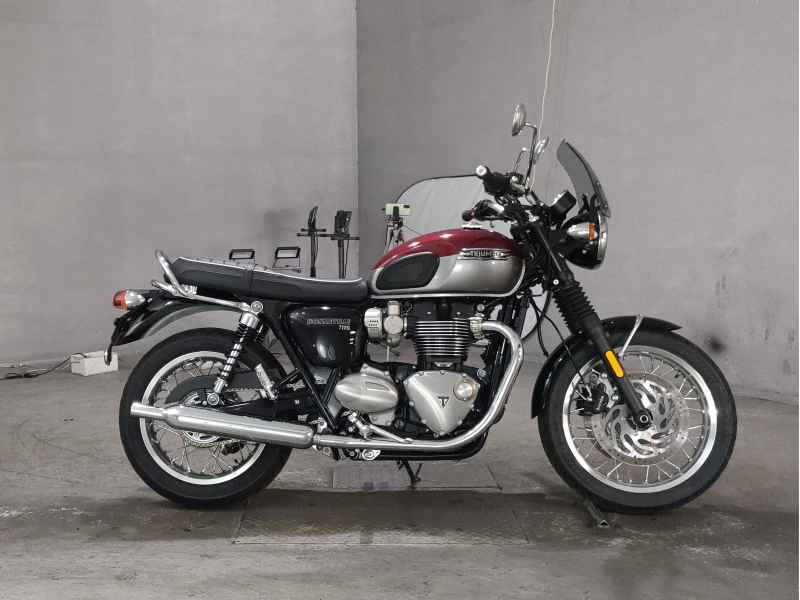 Triumph Bonneville T120 2024