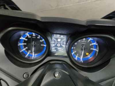 Yamaha TMAX 560 2021