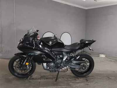 Yamaha YZF-R7 2022