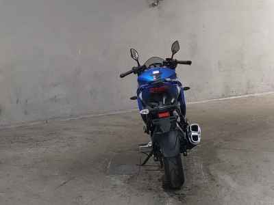 Suzuki Gixxer 250SF