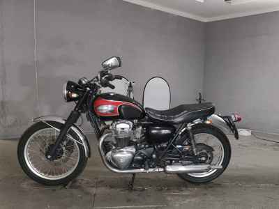 Kawasaki W400 2010