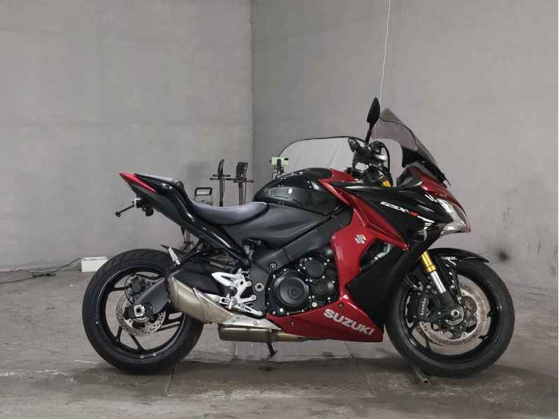Suzuki GSX-S1000F 2016