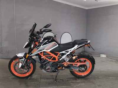 KTM 390 Duke 2021