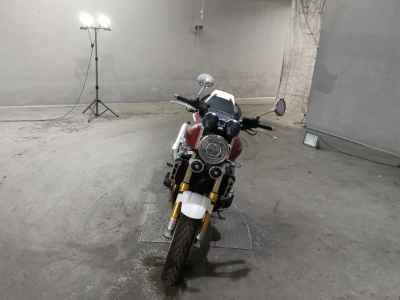 Honda CB1300SF 2025