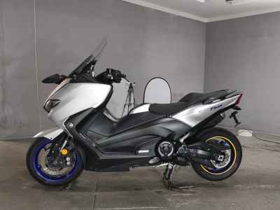 Yamaha TMAX 530
