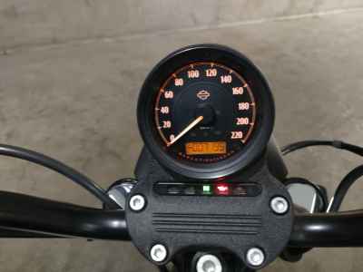 Harley-Davidson Sportster Iron XL883N 2015