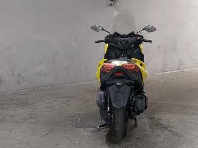 Yamaha XMAX 250