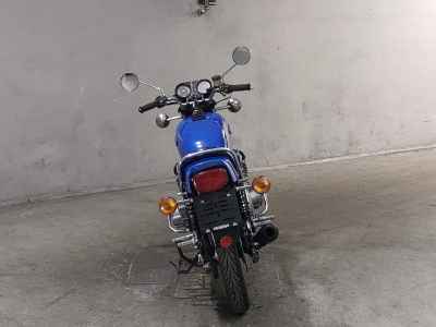 Suzuki GS750 2025