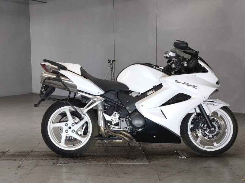 Honda VFR800F 2010