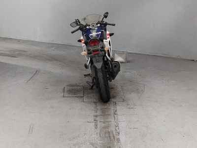Honda CBR250R 2011