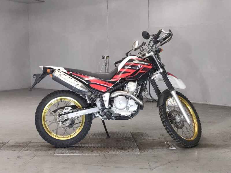 Yamaha XT250 Serow 2018