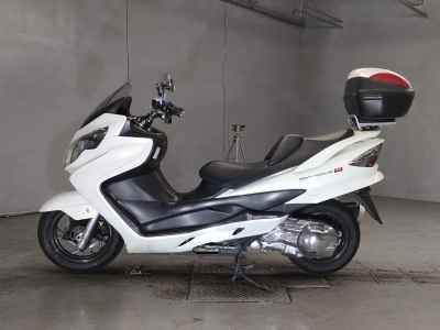 Suzuki Skywave 250M