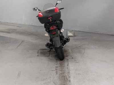 Suzuki GSR250S