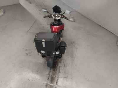 Suzuki GSR250