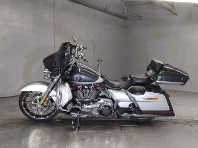Harley-Davidson Street Glide FLHXSE1920 CVO 2019