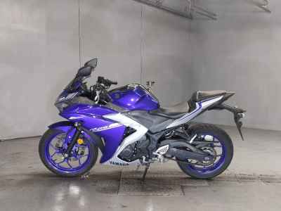 Yamaha YZF-R25 2017