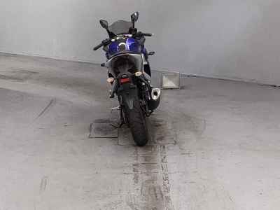 Yamaha YZF-R25 2017