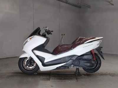 Honda Forza SI 2013
