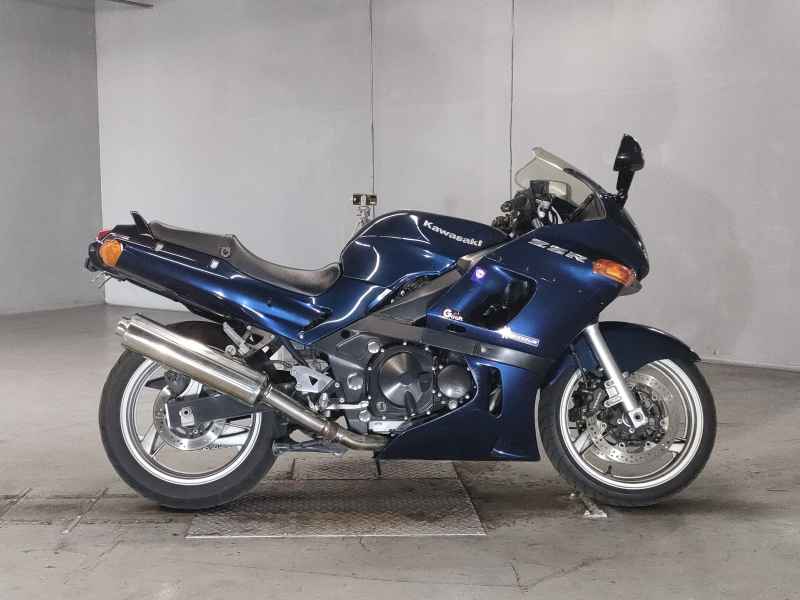 Kawasaki ZZR400 2007