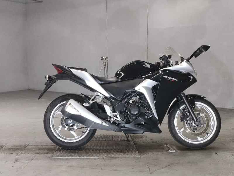 Honda CBR250R 2011