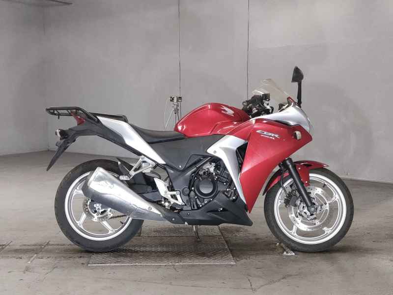 Honda CBR250R 2011