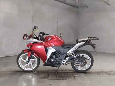 Honda CBR250R 2011