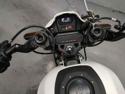 Harley-Davidson Softail FXDRS1870 2020