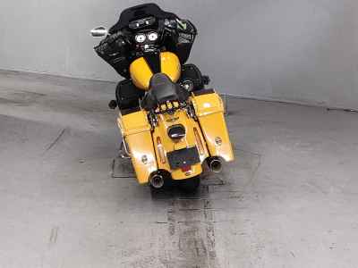Harley-Davidson Road Glide FLTRX1690 2011