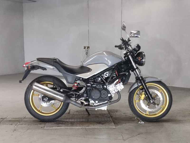 Honda VTR250 2009