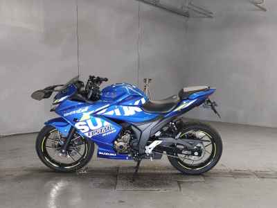 Suzuki Gixxer 250SF