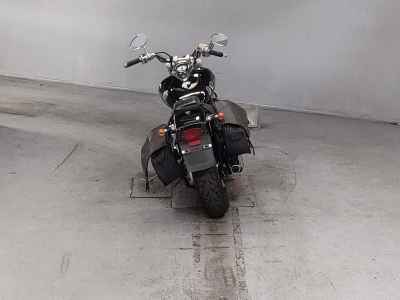 Yamaha XVS400 Drag Star 2005