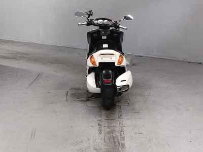 Suzuki Gemma 250