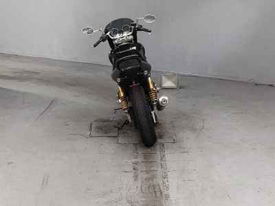 Yamaha XJR400 2005