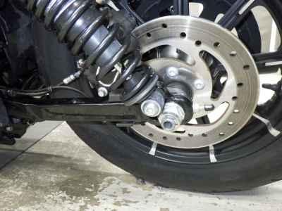 Harley-Davidson Sportster Iron XL883N 2016
