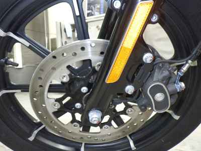 Harley-Davidson Sportster Iron XL883N 2016