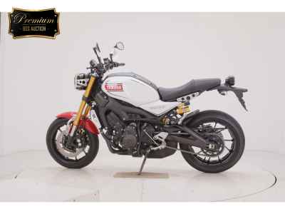 Yamaha XSR900 2016