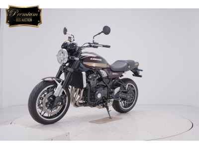 Kawasaki Z900RS 2025