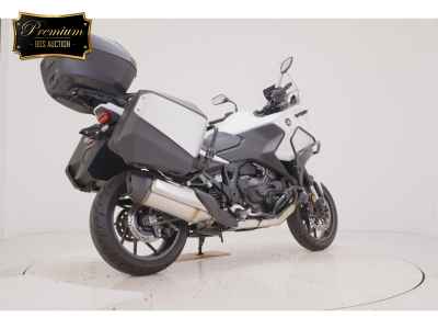 Honda NT1100 2022