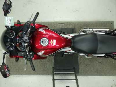 Honda CB400 Super Boldor 2022