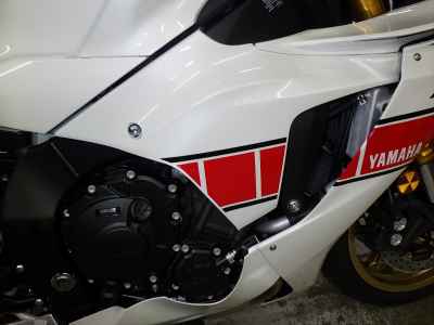 Yamaha YZF-R1 2023
