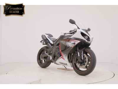 Yamaha YZF-R1 2015