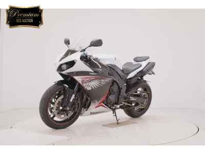 Yamaha YZF-R1 2015
