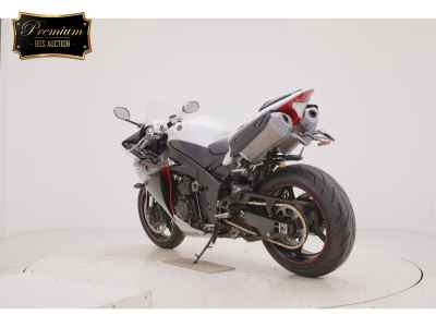 Yamaha YZF-R1 2015