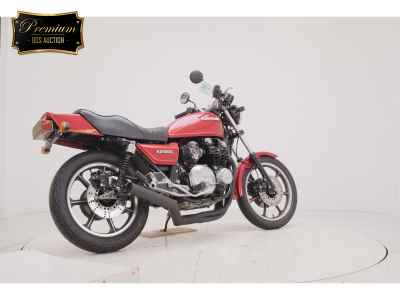 Kawasaki Z1000 2023