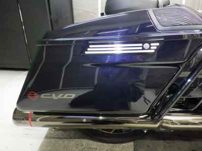 Harley-Davidson Road Glide FLTRXSE1923 CVO 2022