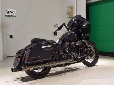 Harley-Davidson Road Glide FLTRXSE1923 CVO 2022